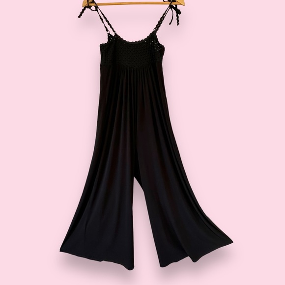 Robin Piconne Black Sleeveless Jumpsuit - Size X-Small - Gently Used - Picture 2 of 11